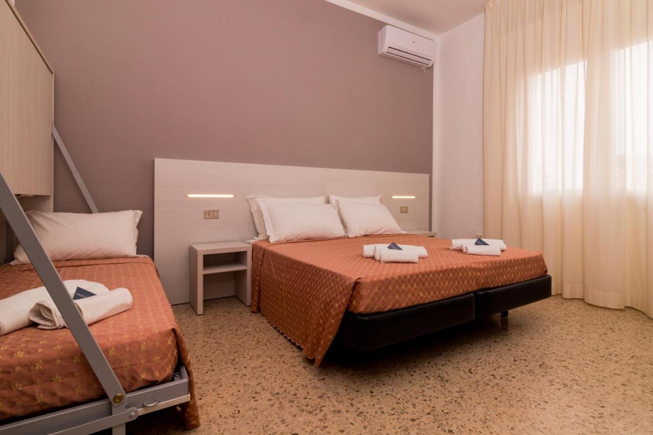 Hotel Lydia แชร์เวีย ภายนอก รูปภาพ